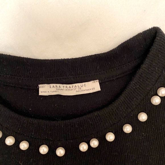 Zara Tops - cropped zara top